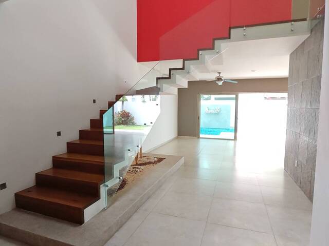 #4 - Casa para Venta en Cancún - QR