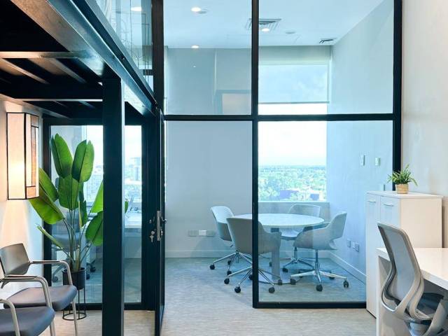 #7 - Oficina para Renta en Cancún - QR