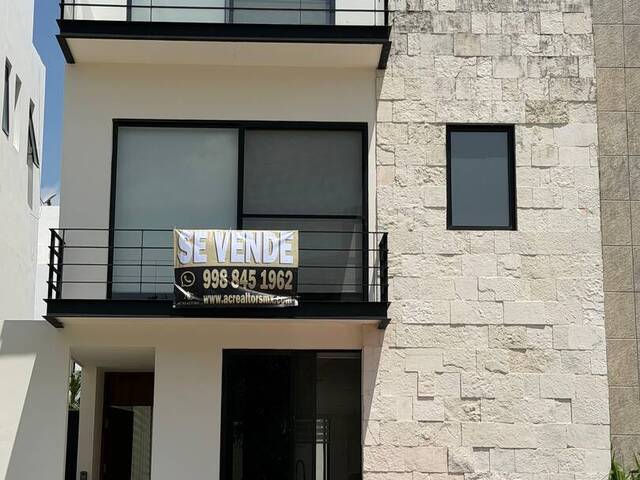 #11 - Casa para Venta en Cancún - QR