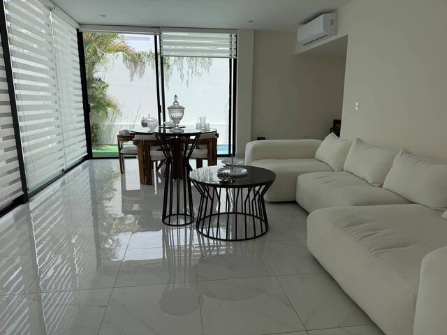 #11 - Casa para Venta en Cancún - QR